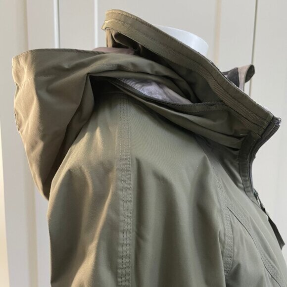 Lululemon Fo Drizzle Fatigue Green Jacket Sz 8 - Picture 7 of 13